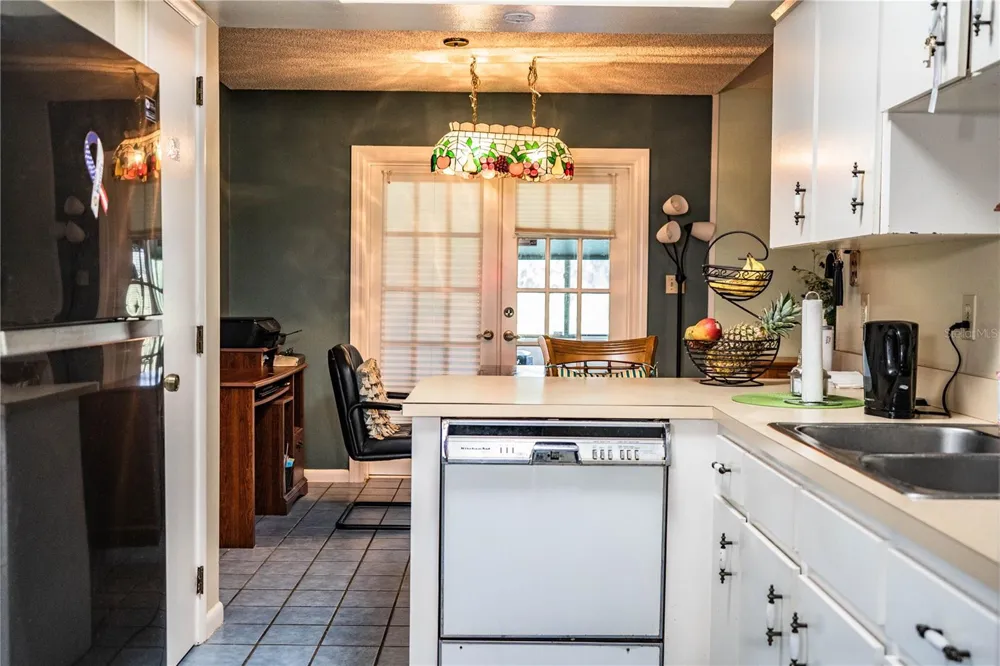 85 COUNTRY CLUB LANE Mulberry, FL 33860