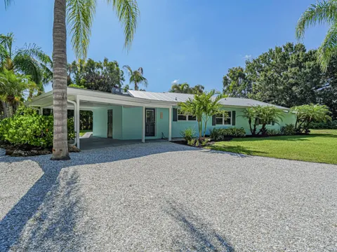 450 28th Court