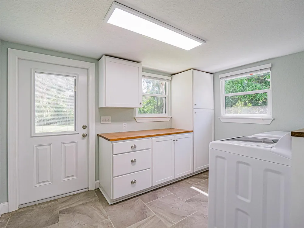 450 28th Court Vero Beach, FL 32968
