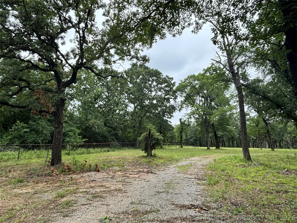12777 Boggy Depot Coleman, OK 73432