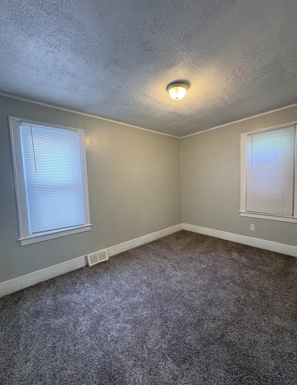 9342 Northlawn Street Detroit, MI 48204