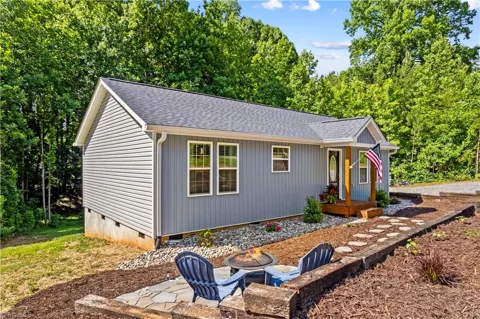 122 Yadkin River Road