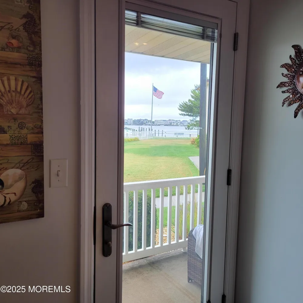 107 Wharfside Drive Monmouth Beach, NJ 07750