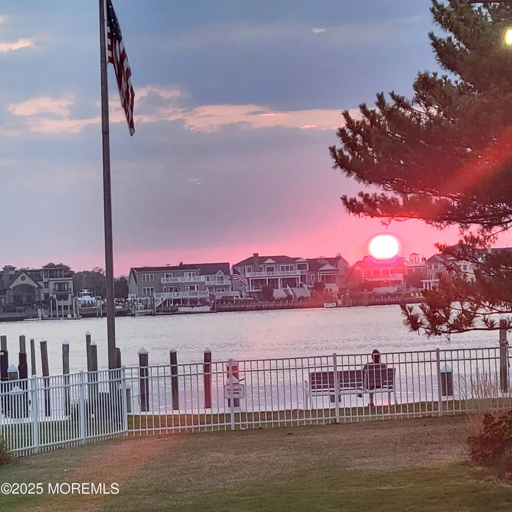 107 Wharfside Drive Monmouth Beach, NJ 07750