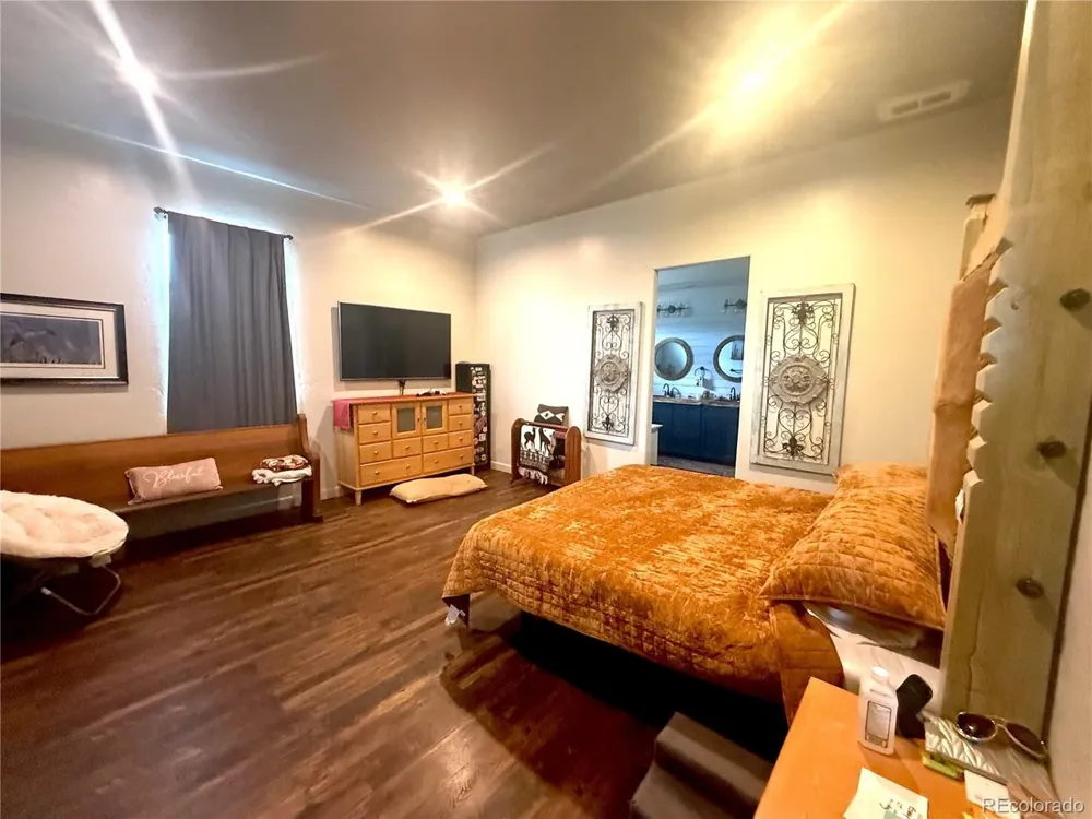 470 Bowie Road Penrose, CO 81420