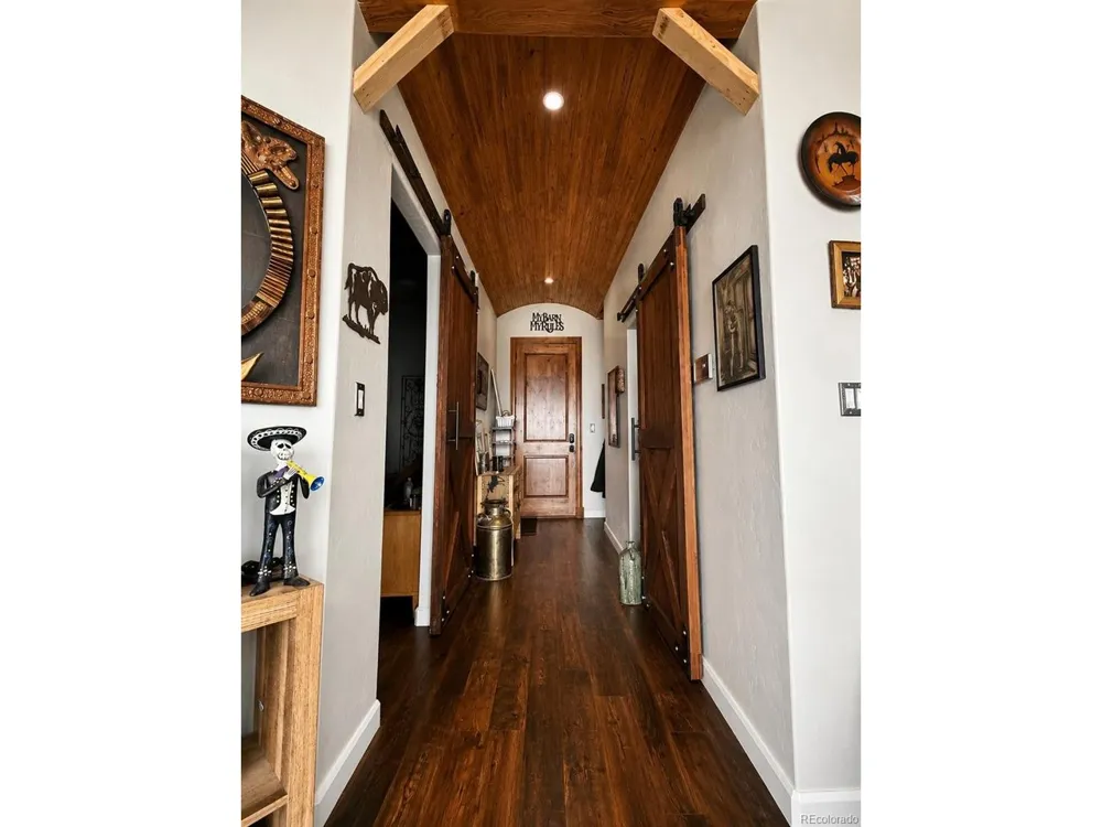 470 Bowie Road Penrose, CO 81420