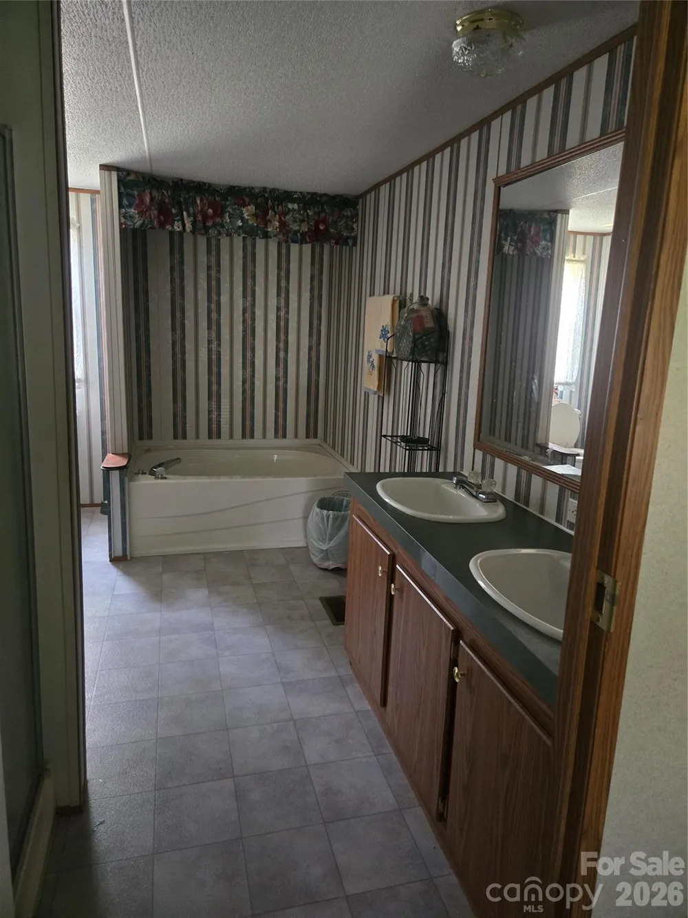 4632 Belvedere Drive Claremont, NC 28610