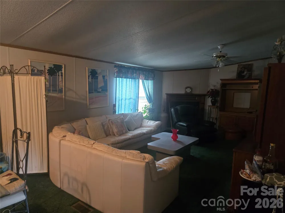 4632 Belvedere Drive Claremont, NC 28610