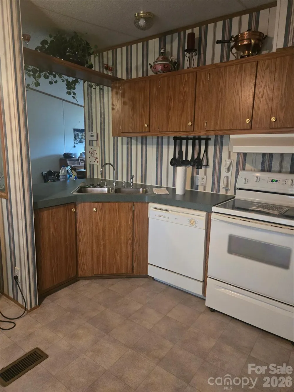 4632 Belvedere Drive Claremont, NC 28610