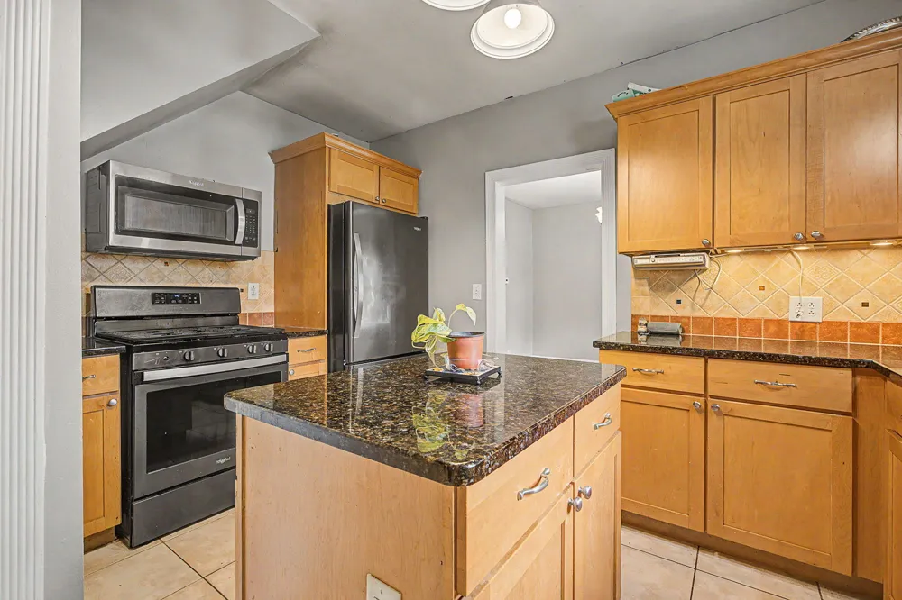 1008 Union Jackson City, MI 49203