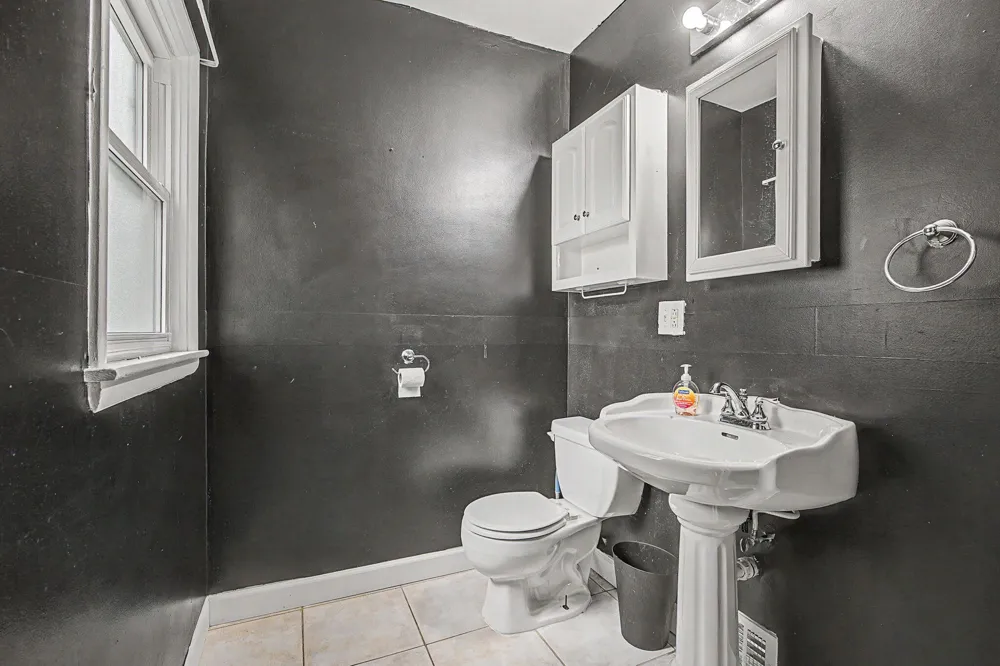 1008 Union Jackson City, MI 49203