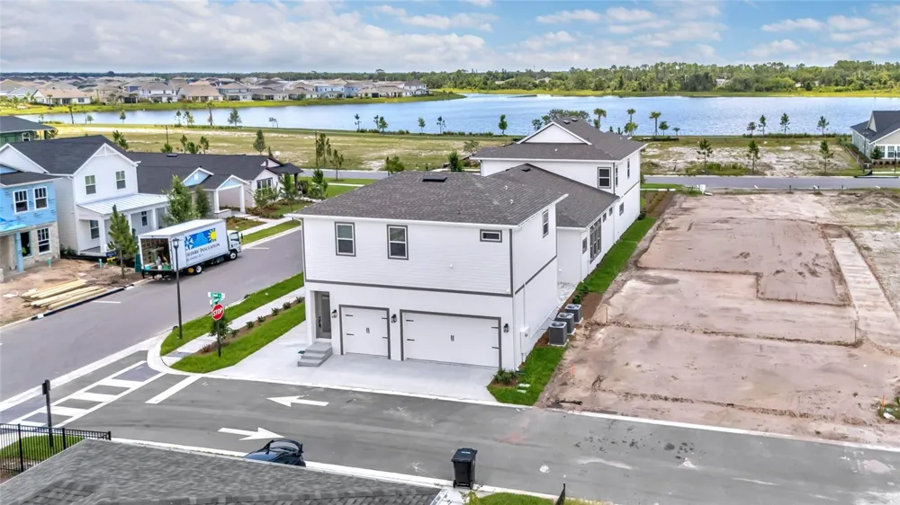 9687 MACBRIDE DRIVE Orlando, FL 32827