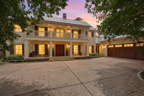 6007 Bermuda Dunes Drive
