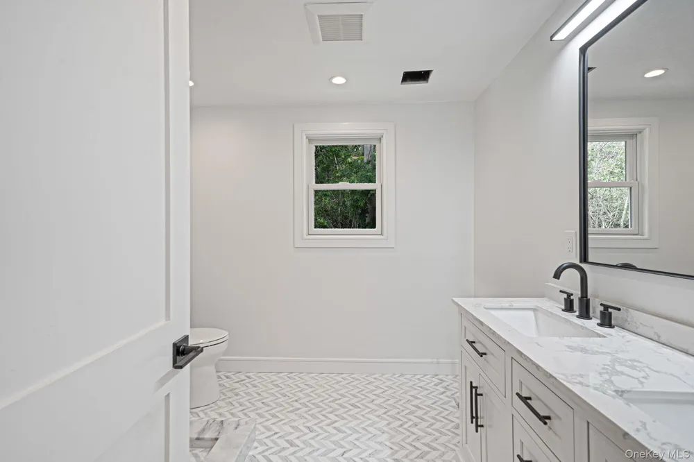 80 Springville Road #A Hampton Bays, NY 11946