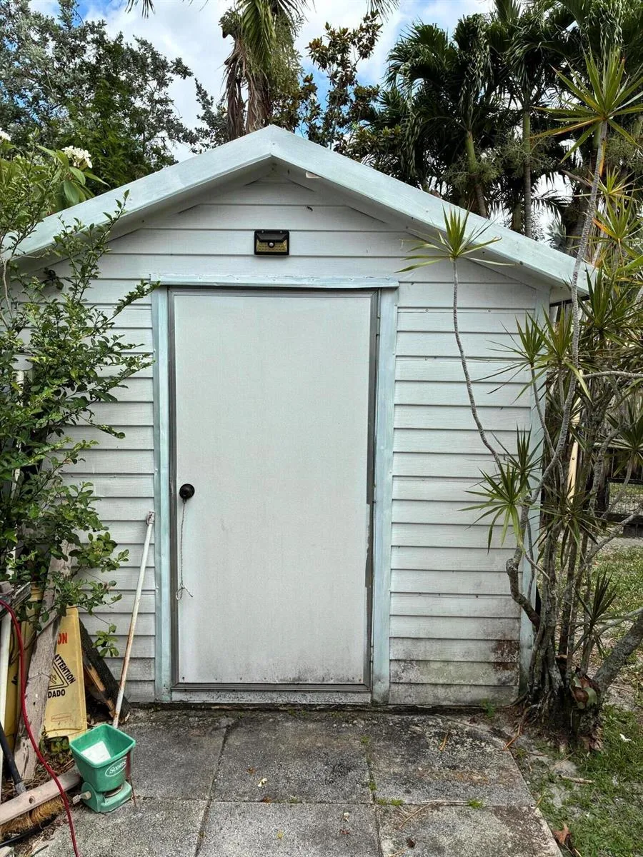 3181 NW 66th Street Fort Lauderdale, FL 33309