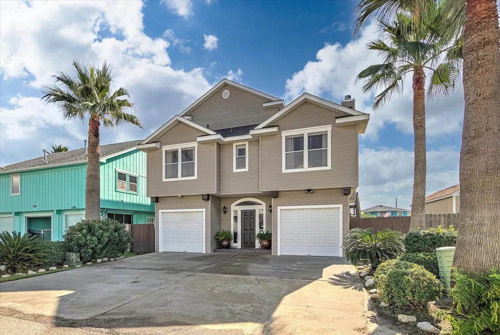 1095 Redfish Street Bayou Vista, TX 77563