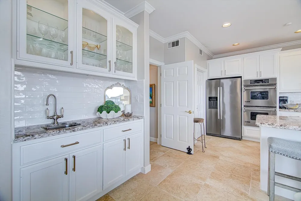 1095 Redfish Street Bayou Vista, TX 77563