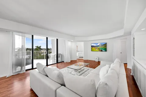 2860 S Ocean Boulevard #511