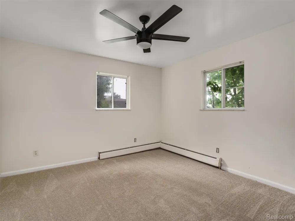 38576 Meadowdale Street Clinton Charter Township, MI 48036