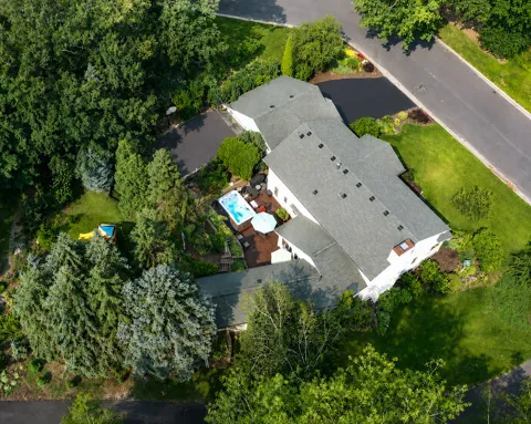 1364 Chatterton Court