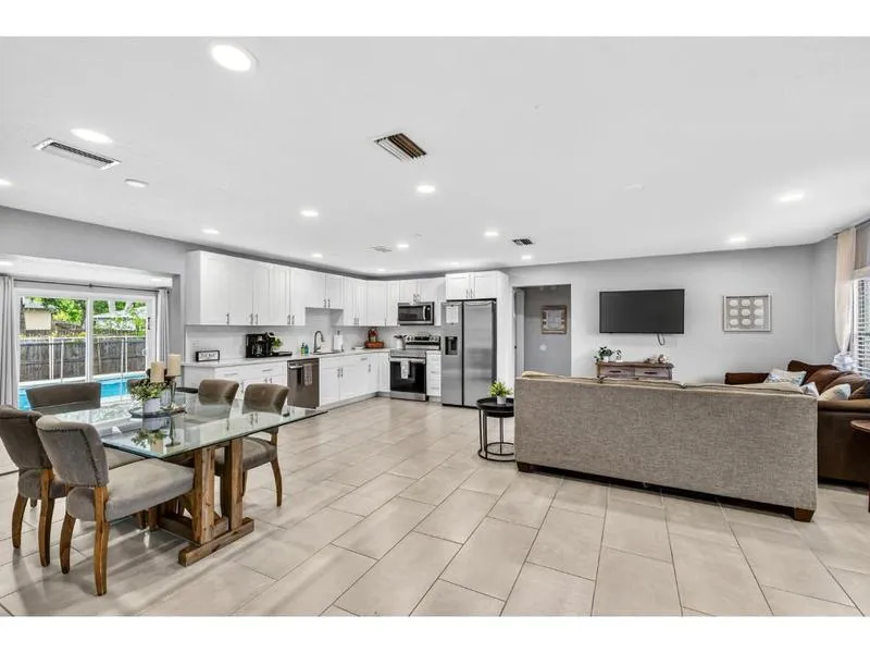 758 Beard Avenue Sebastian, FL 32958