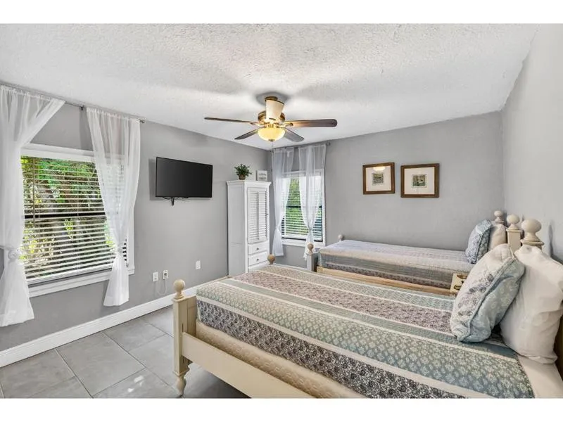 758 Beard Avenue Sebastian, FL 32958