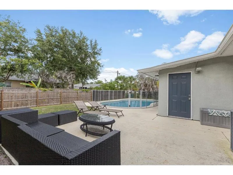 758 Beard Avenue Sebastian, FL 32958