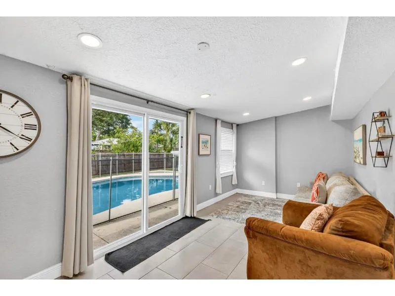 758 Beard Avenue Sebastian, FL 32958