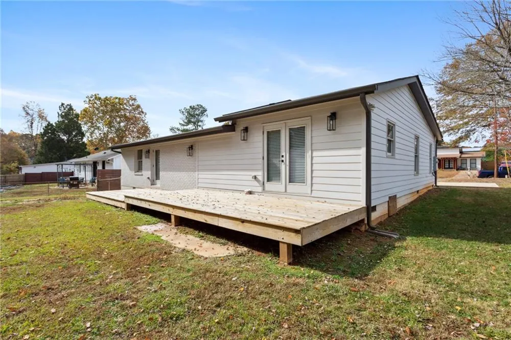 3258 Highland Drive SE Smyrna, GA 30080