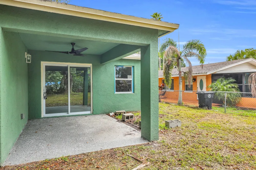 2002 Avenue M Fort Pierce, FL 34950