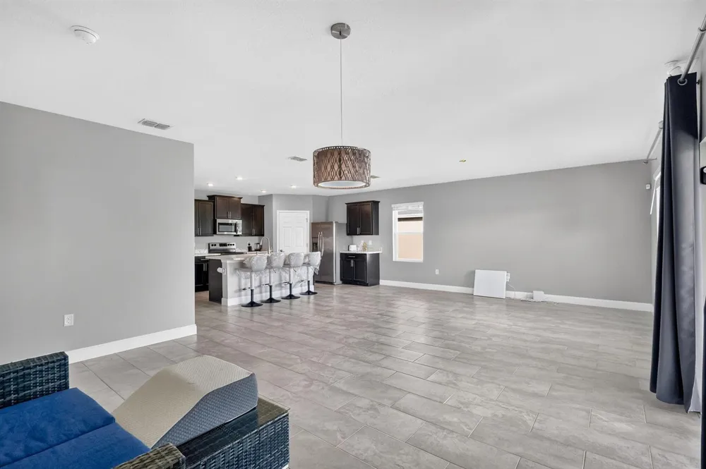 8649 Cobblestone Drive Fort Pierce, FL 34945