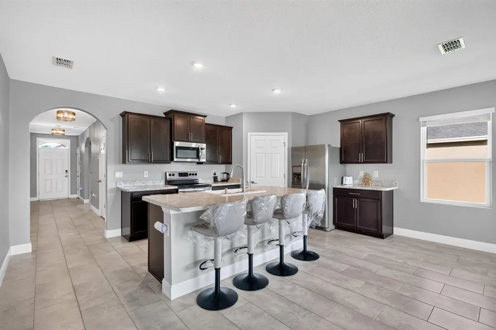 8649 Cobblestone Drive Fort Pierce, FL 34945