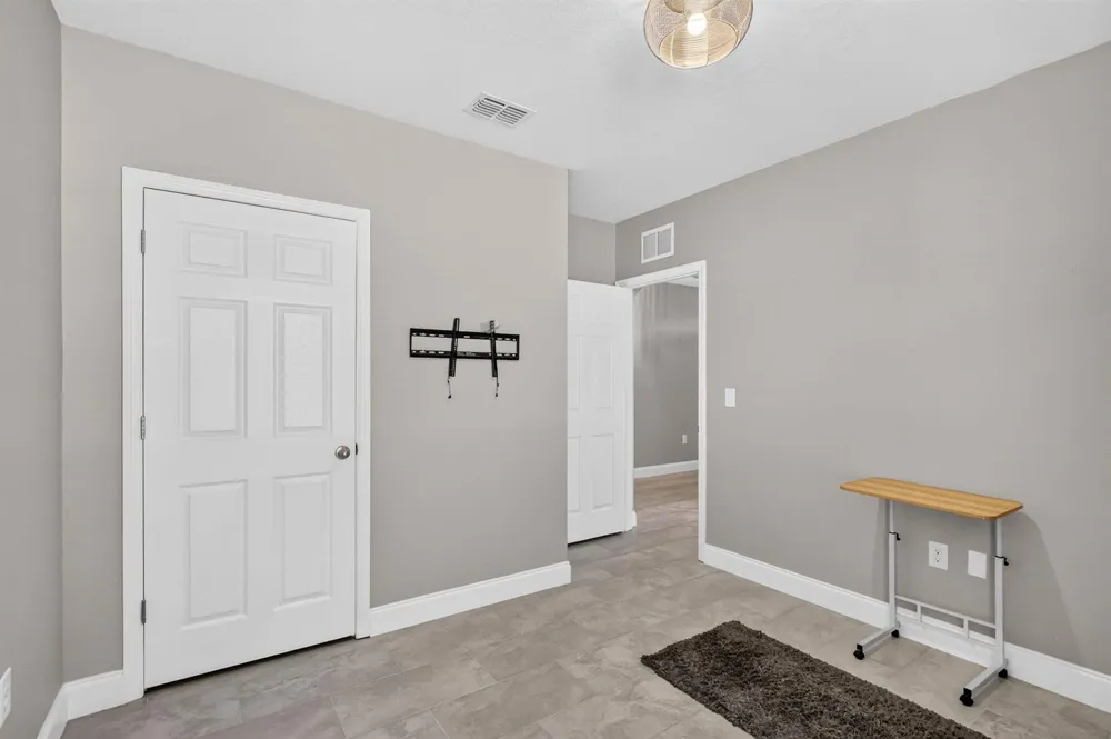 8649 Cobblestone Drive Fort Pierce, FL 34945