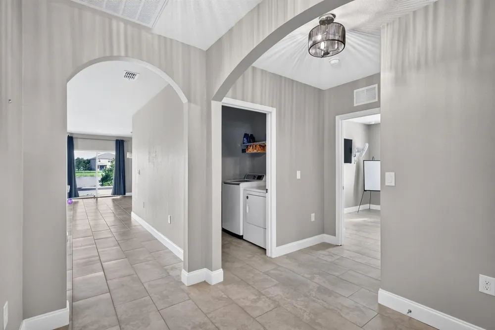 8649 Cobblestone Drive Fort Pierce, FL 34945