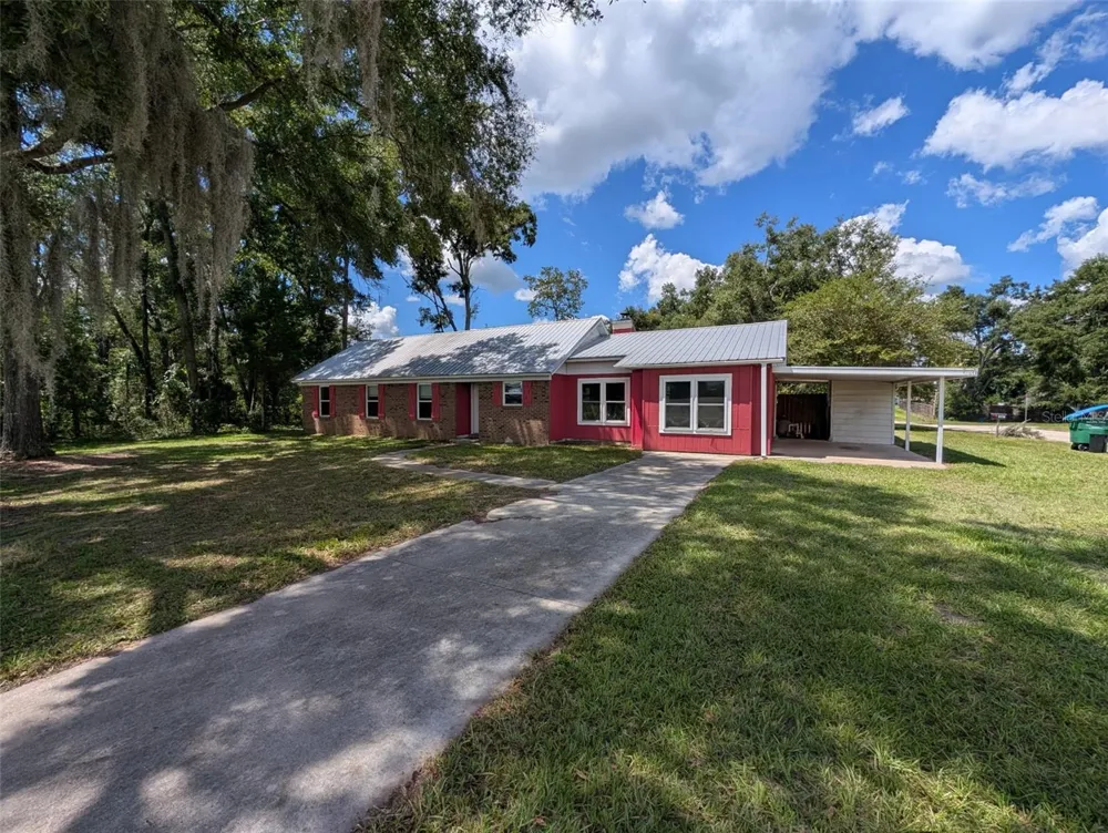 507 GOVERNOR AVENUE NE Branford, FL 32008