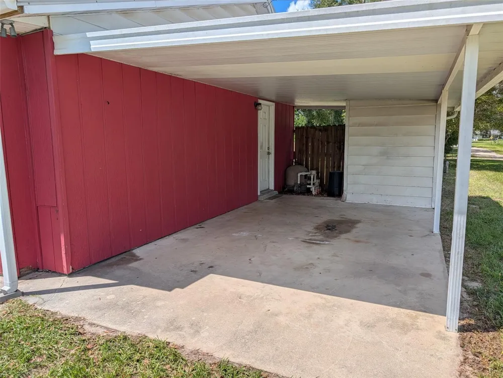 507 GOVERNOR AVENUE NE Branford, FL 32008
