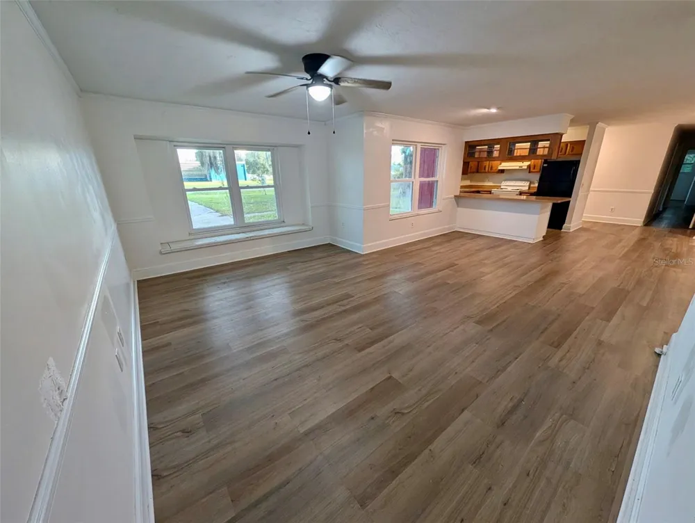 507 GOVERNOR AVENUE NE Branford, FL 32008