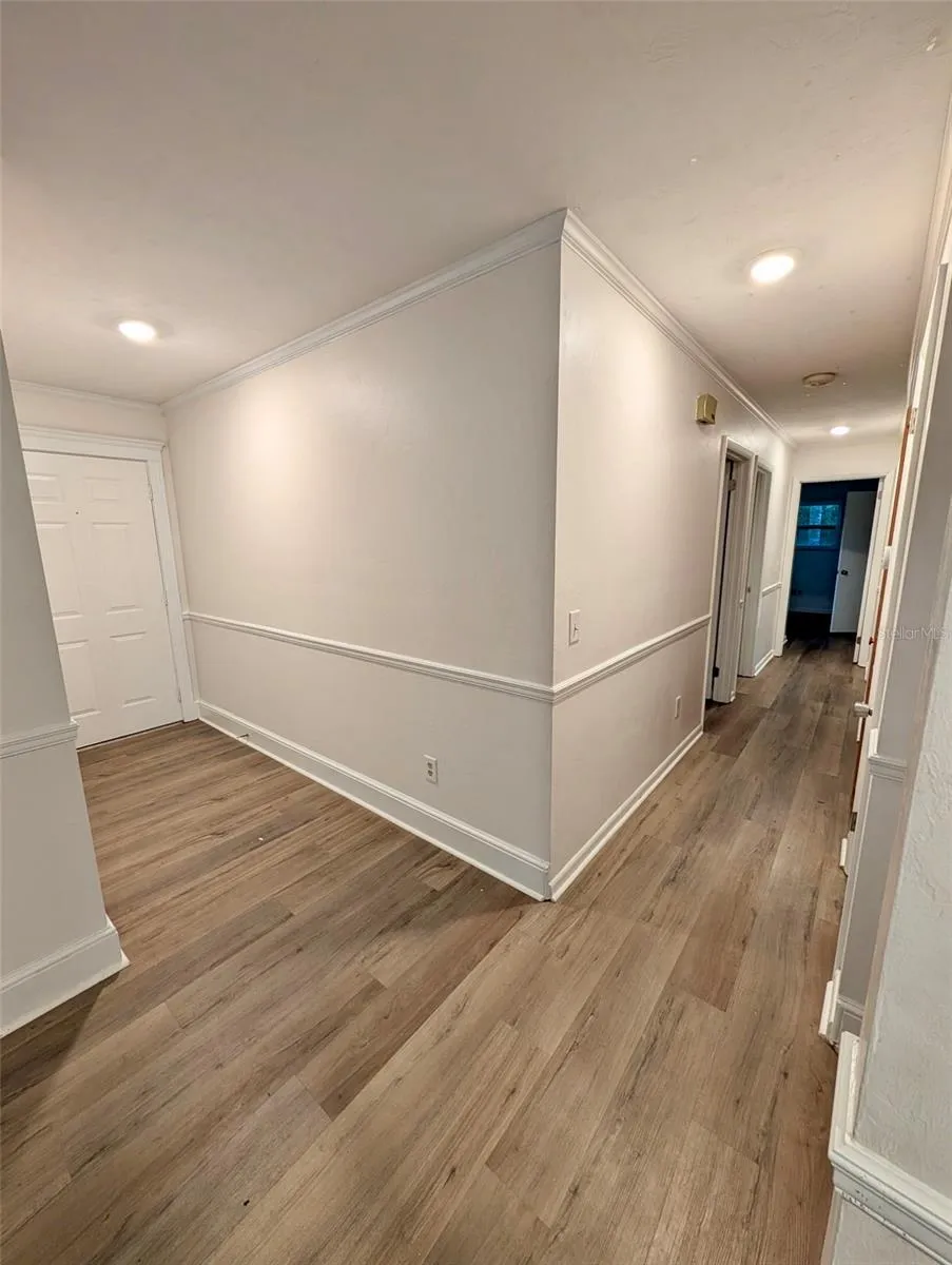 507 GOVERNOR AVENUE NE Branford, FL 32008