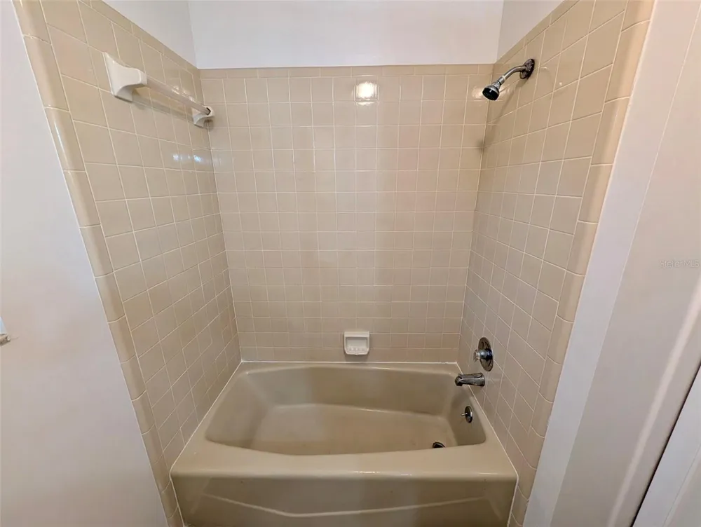 507 GOVERNOR AVENUE NE Branford, FL 32008
