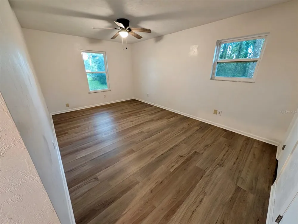 507 GOVERNOR AVENUE NE Branford, FL 32008