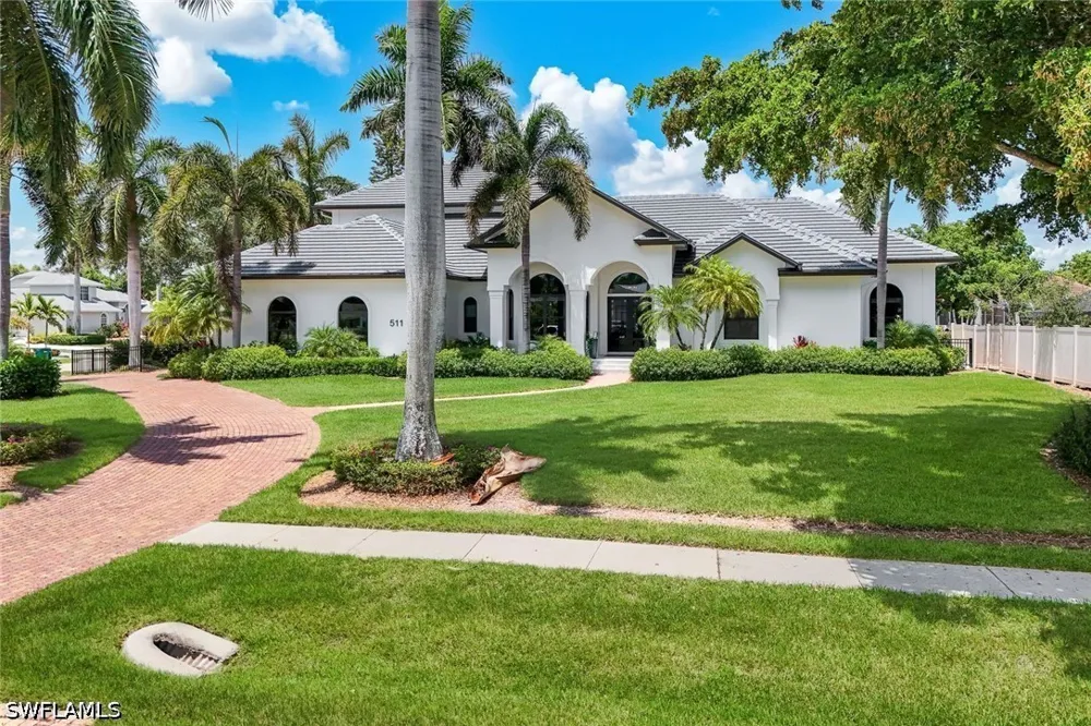 ALAMEDA COURT Marco Island, FL 34145