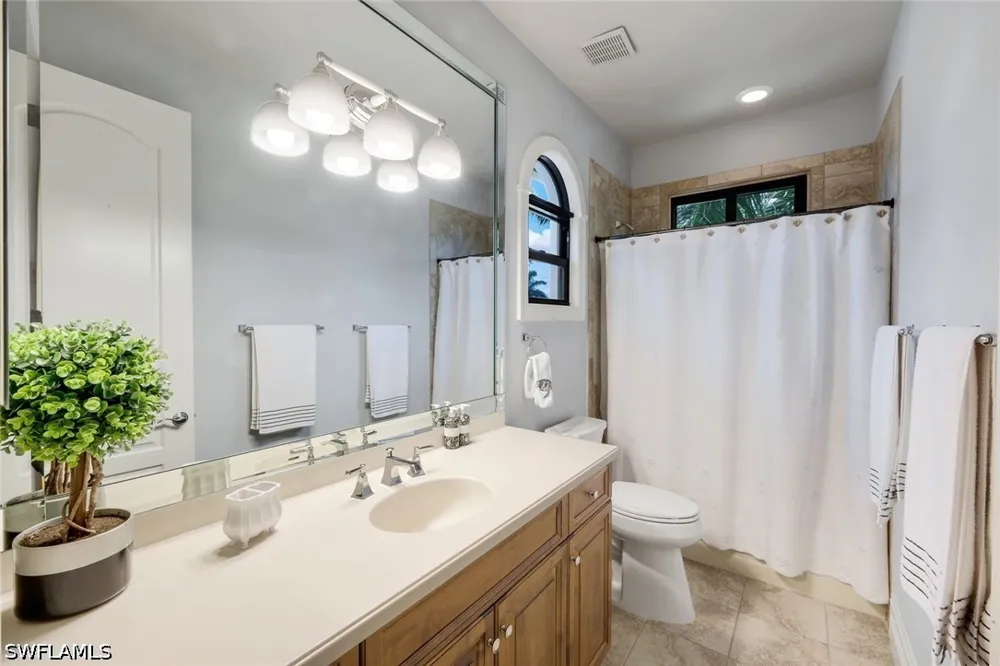 ALAMEDA COURT Marco Island, FL 34145