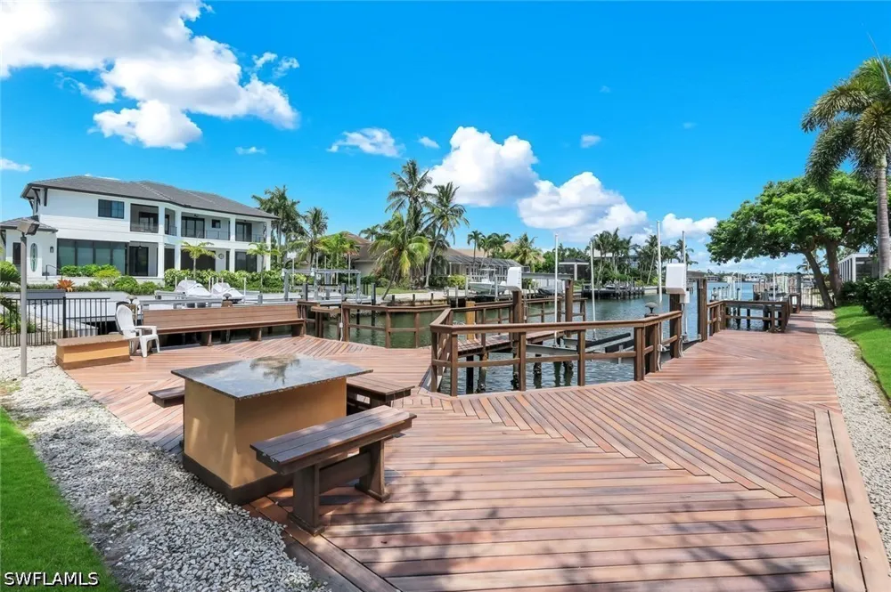 ALAMEDA COURT Marco Island, FL 34145
