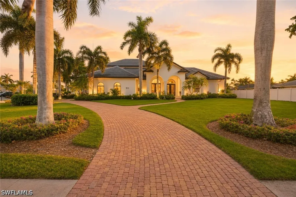 ALAMEDA COURT Marco Island, FL 34145
