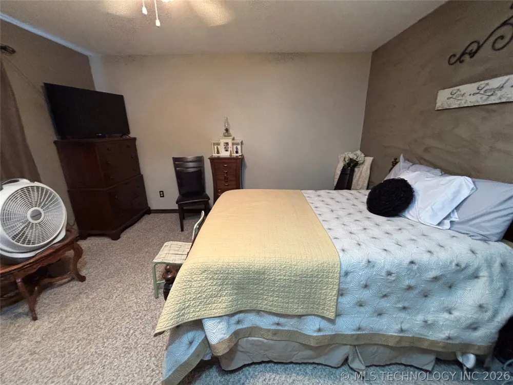 1011 49th Durant, OK 74701