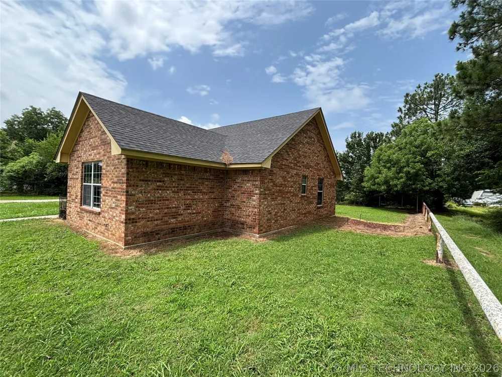 1011 49th Durant, OK 74701
