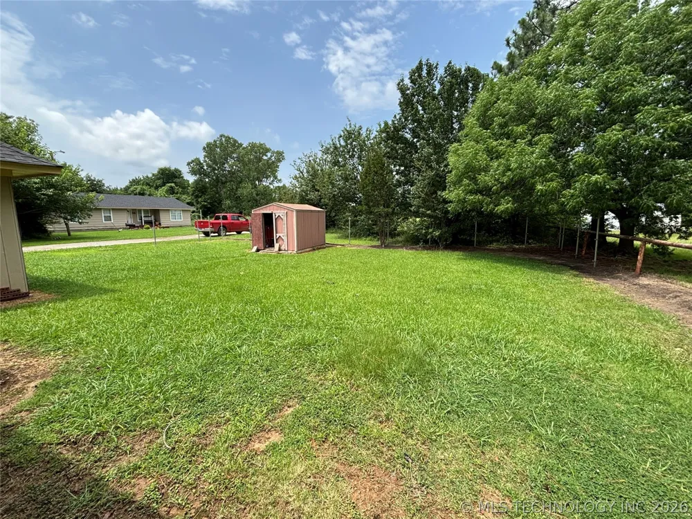 1011 49th Durant, OK 74701