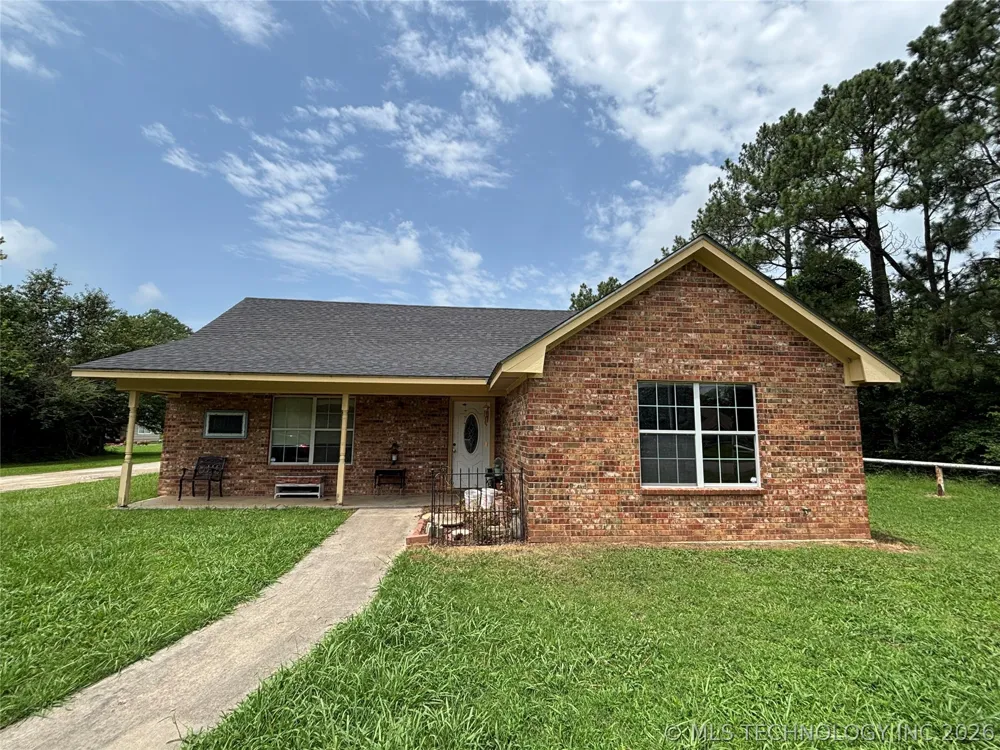 1011 49th Durant, OK 74701