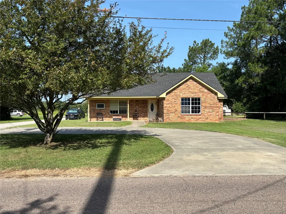 1011 49th Durant, OK 74701
