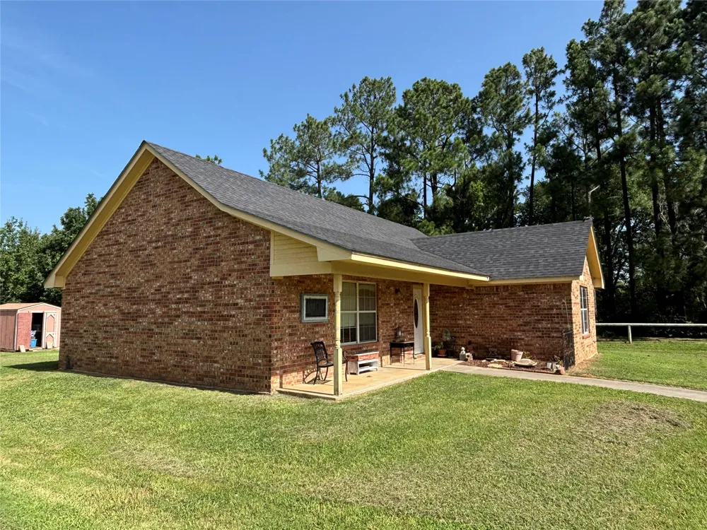 1011 49th Durant, OK 74701